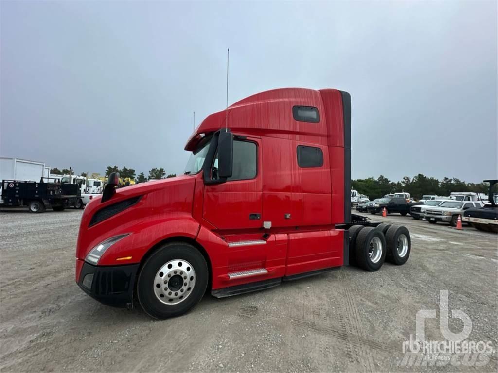 Volvo VNL760 Conventional Trucks / Tractor Trucks