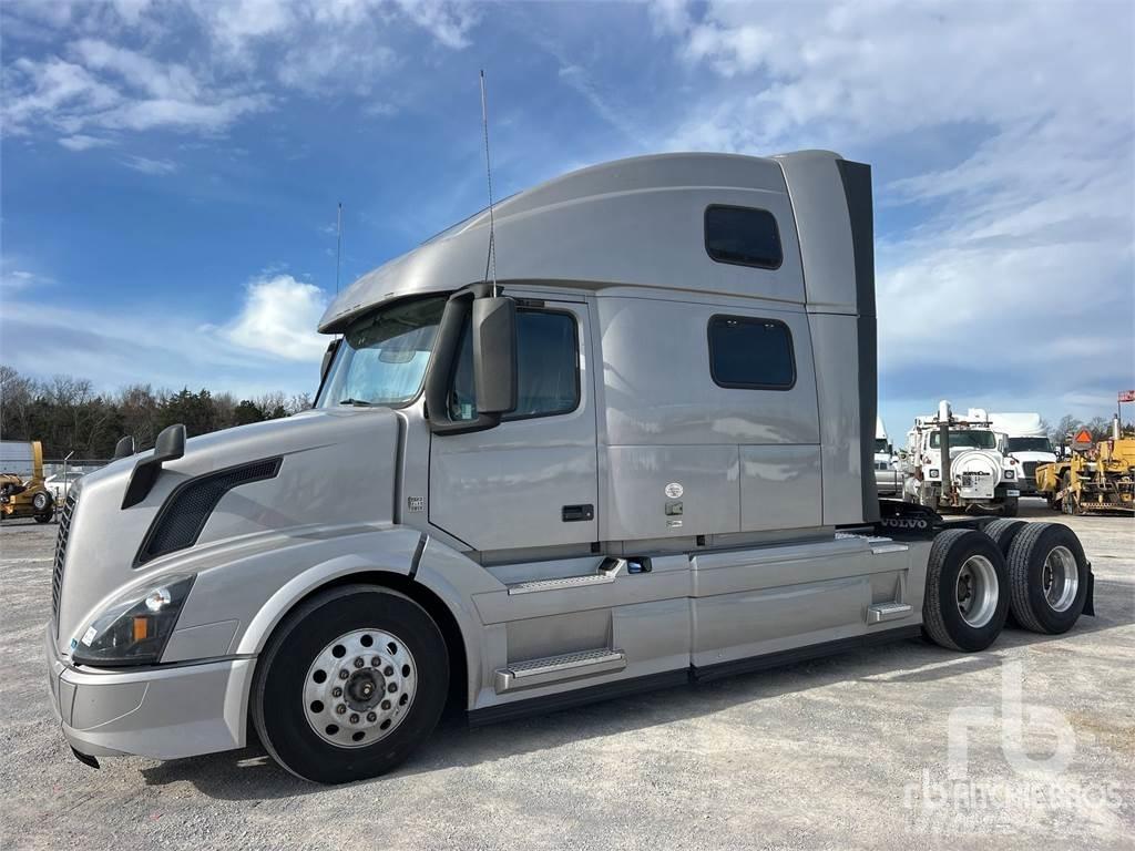 Volvo VNL780 Conventional Trucks / Tractor Trucks