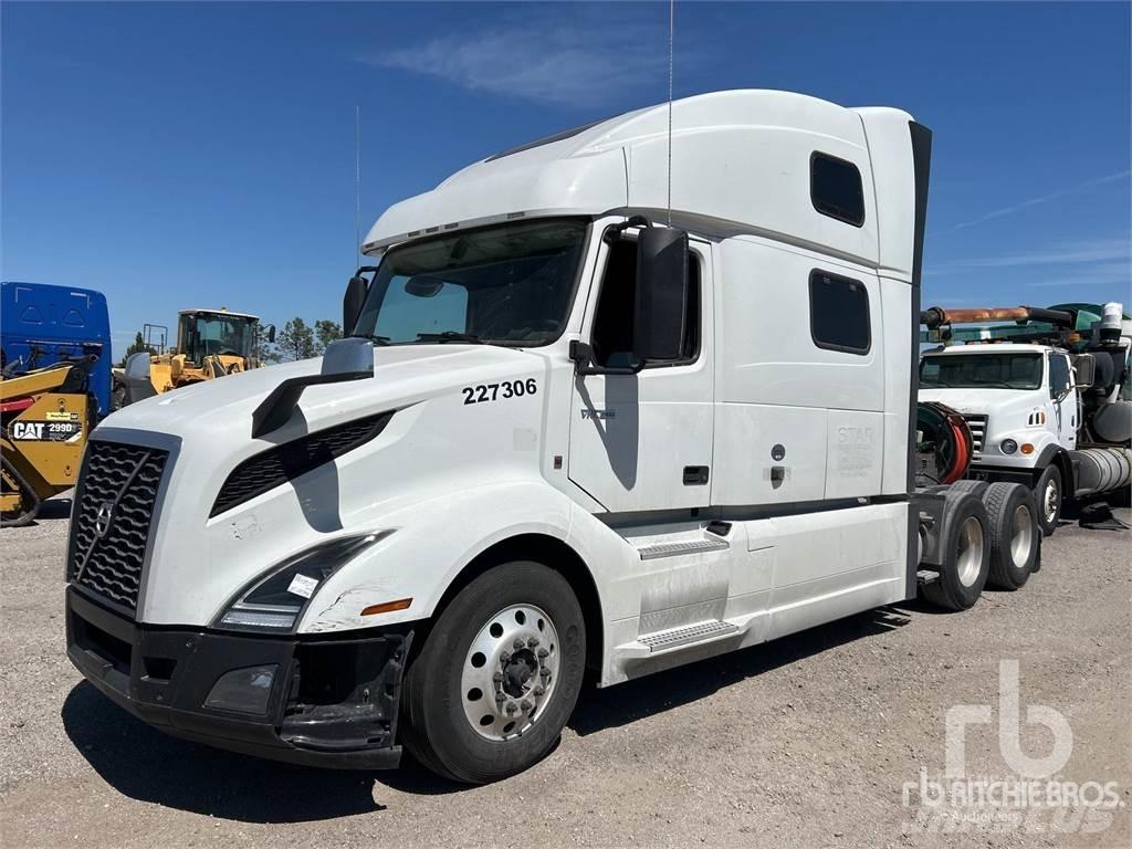 Volvo VNL860 Conventional Trucks / Tractor Trucks