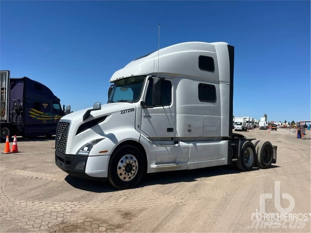 Volvo VNL860 Conventional Trucks / Tractor Trucks