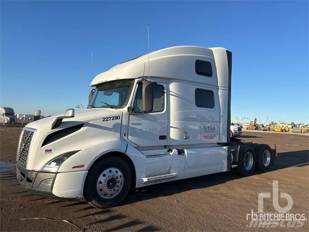 Volvo VNL860 Conventional Trucks / Tractor Trucks