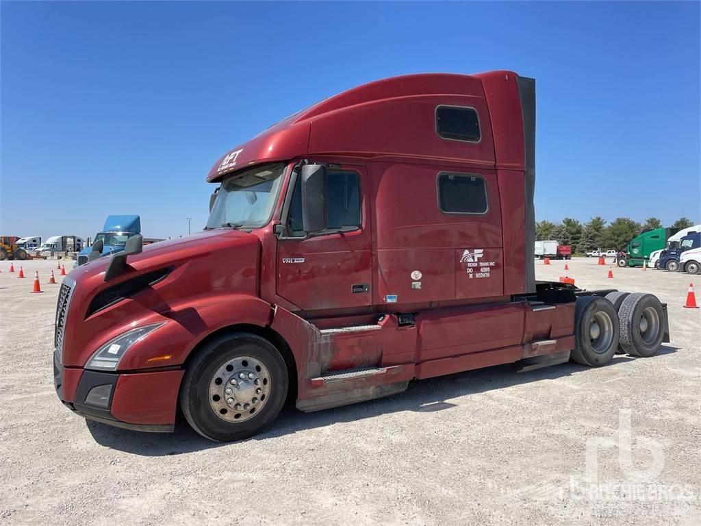 Volvo VNL860 Conventional Trucks / Tractor Trucks