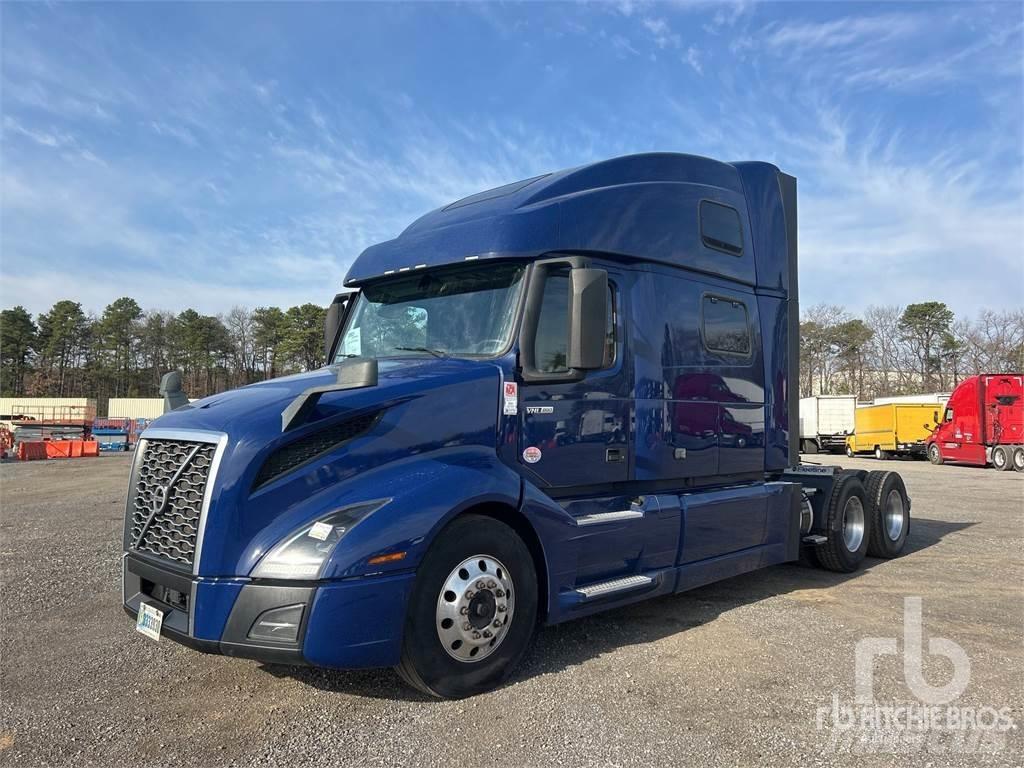 Volvo VNL860 Conventional Trucks / Tractor Trucks