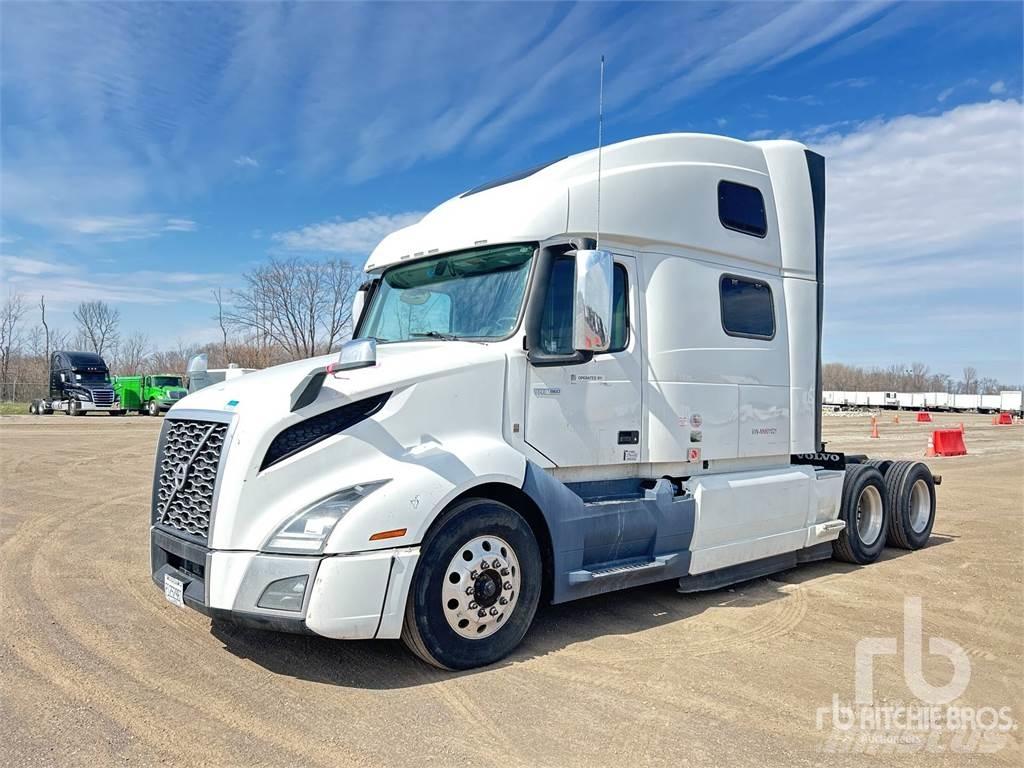 Volvo VNL860 Conventional Trucks / Tractor Trucks