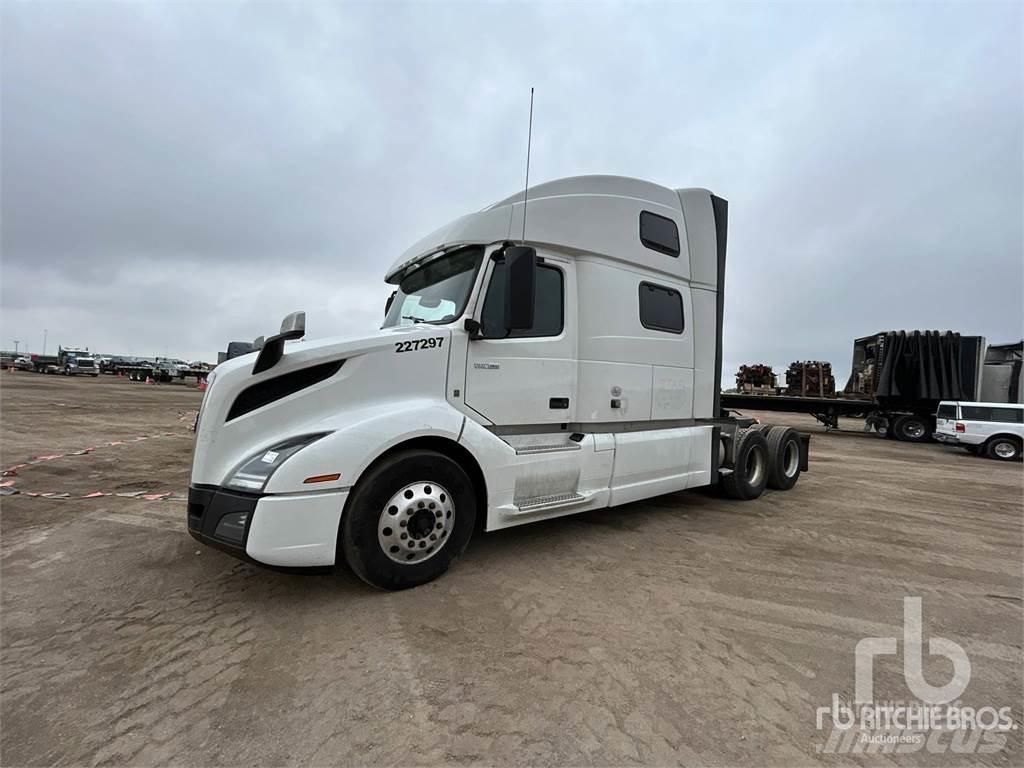 Volvo VNL860 Conventional Trucks / Tractor Trucks