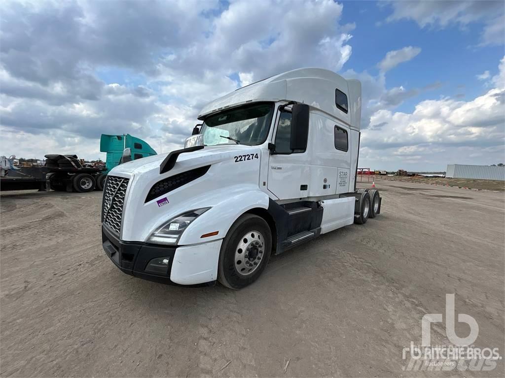 Volvo VNL860 Conventional Trucks / Tractor Trucks