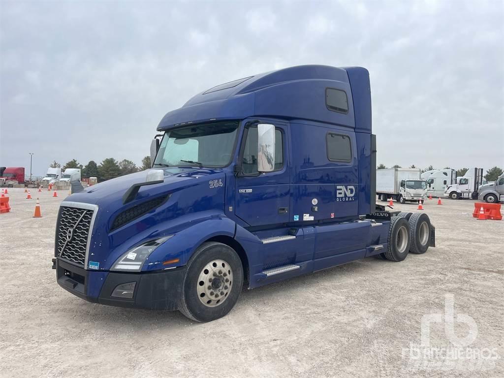Volvo VNL860 Conventional Trucks / Tractor Trucks