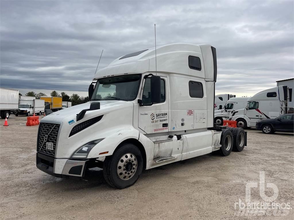 Volvo VNL860 Conventional Trucks / Tractor Trucks