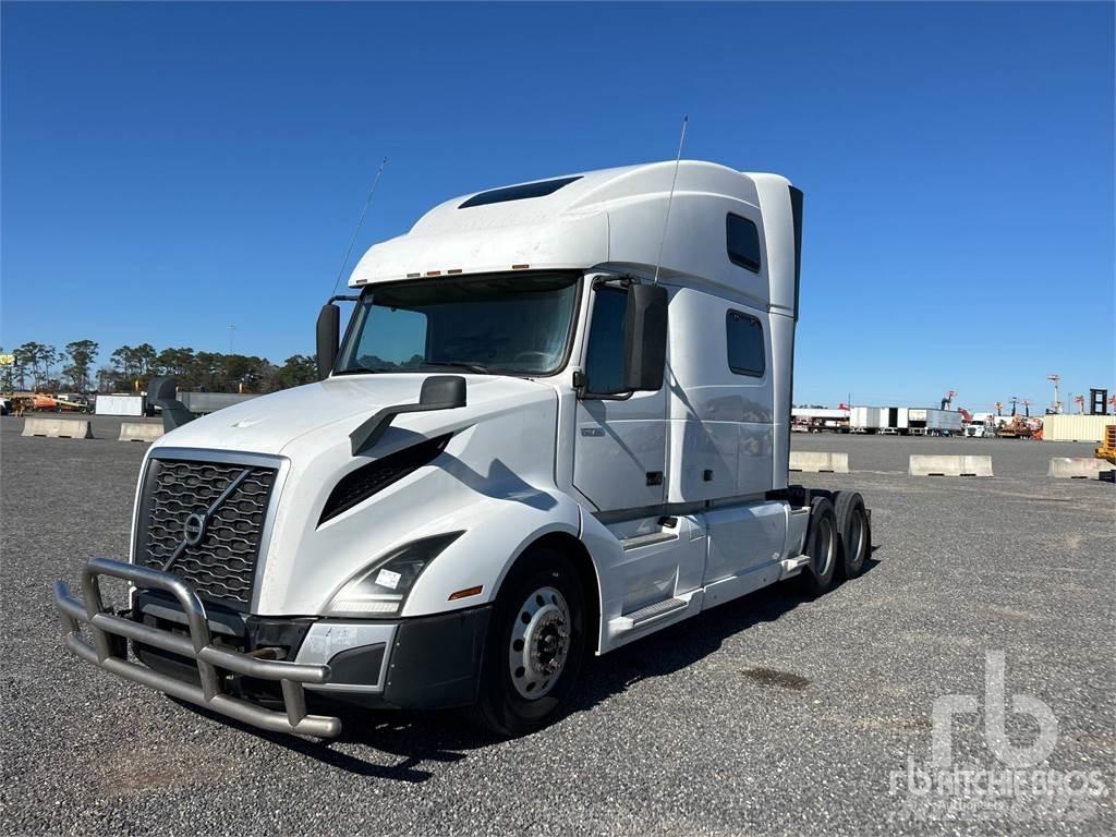 Volvo VNL860 Conventional Trucks / Tractor Trucks