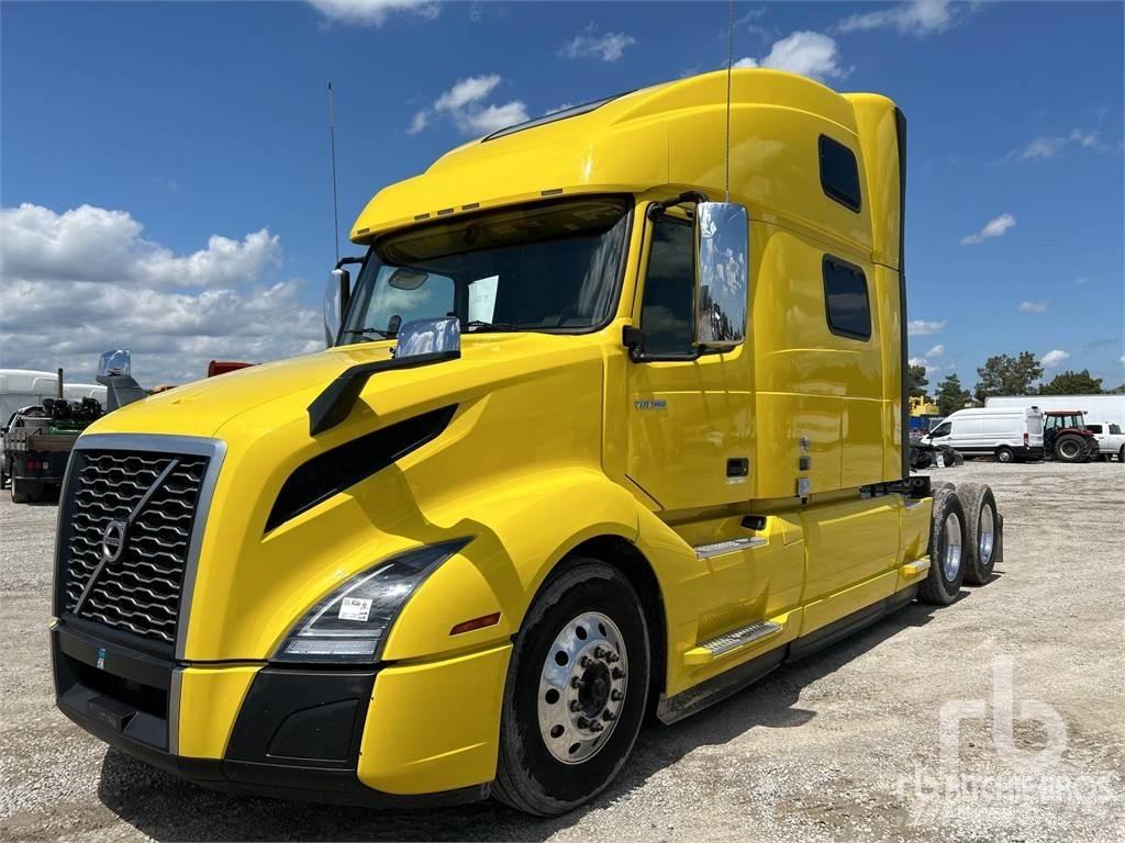 Volvo VNL860 Conventional Trucks / Tractor Trucks