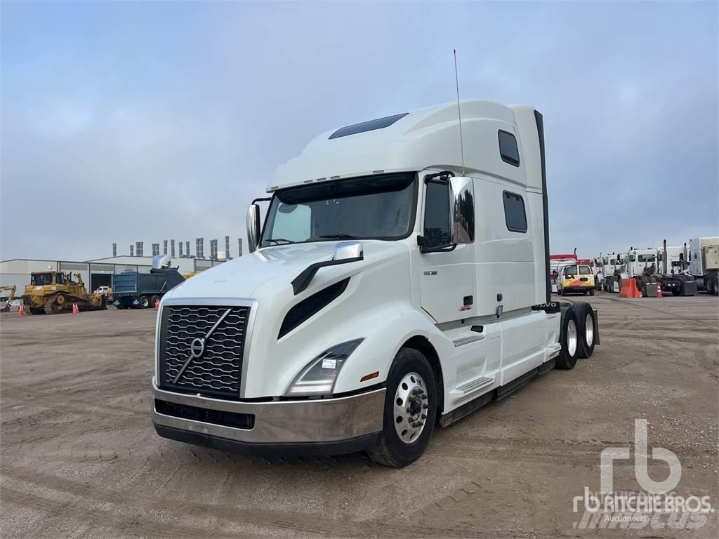 Volvo VNL860 Conventional Trucks / Tractor Trucks