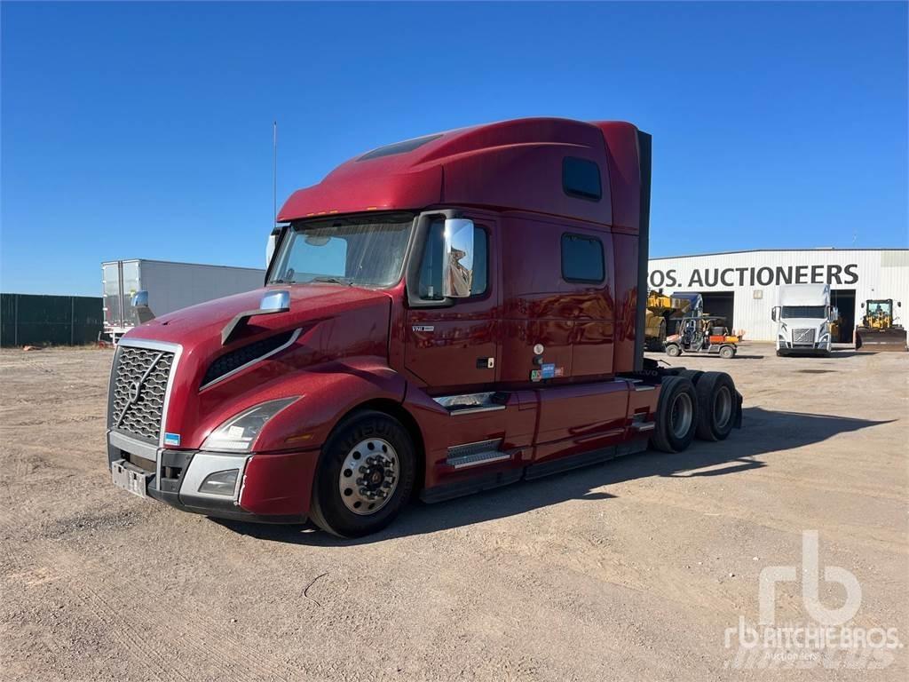 Volvo VNL860 Conventional Trucks / Tractor Trucks
