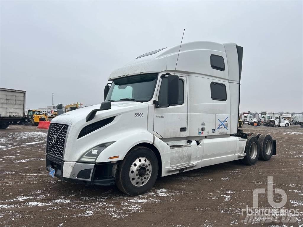 Volvo VNL860 Conventional Trucks / Tractor Trucks