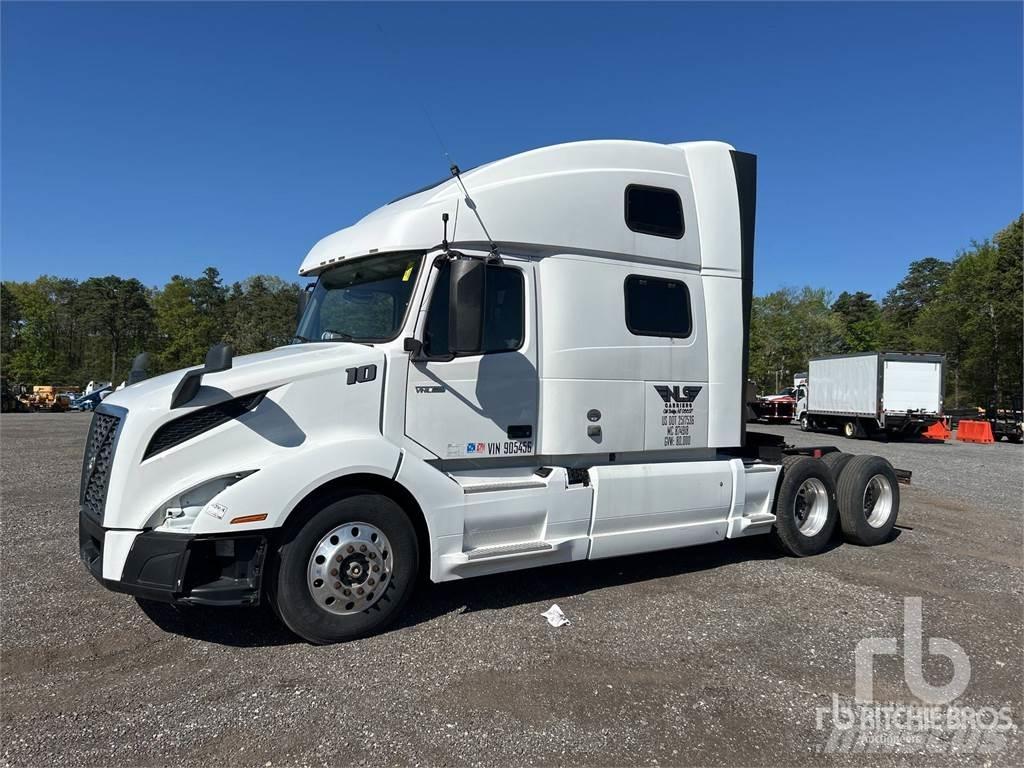 Volvo VNL860 Conventional Trucks / Tractor Trucks
