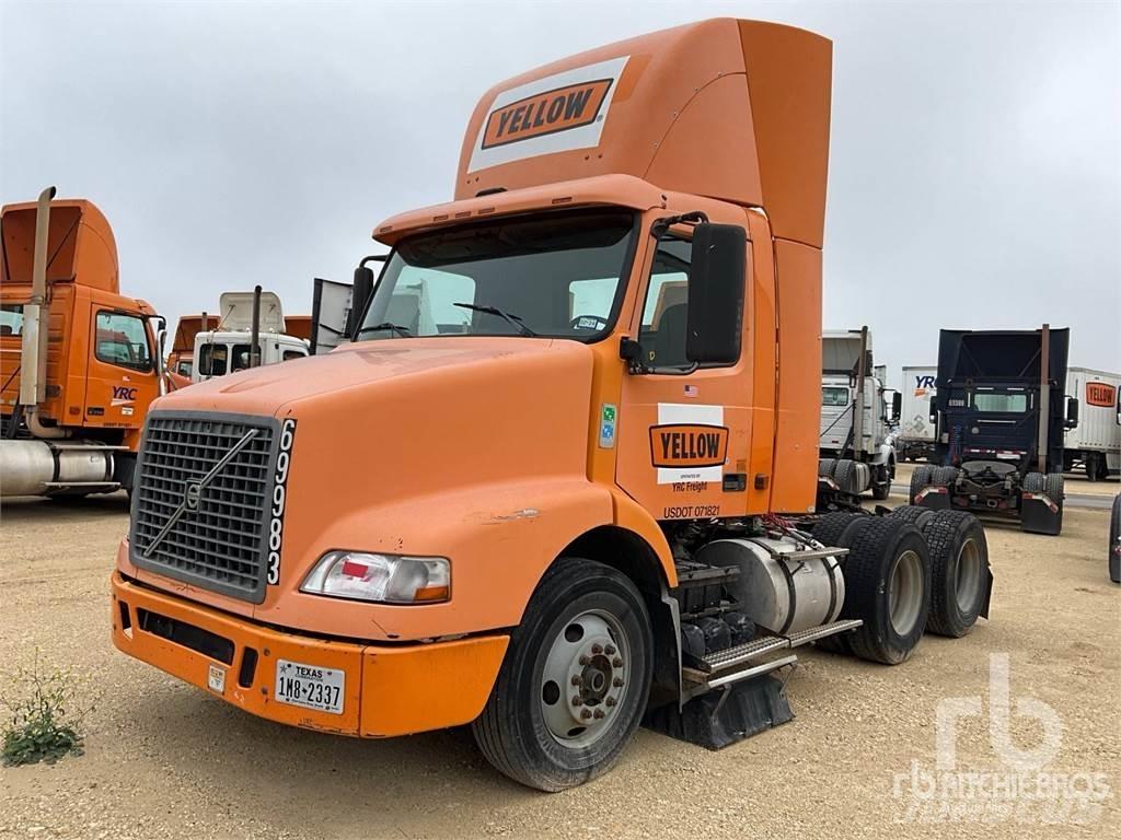 Volvo VNM200 Conventional Trucks / Tractor Trucks