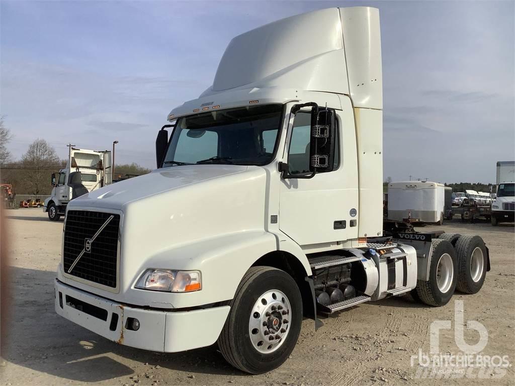 Volvo VNM200 Conventional Trucks / Tractor Trucks