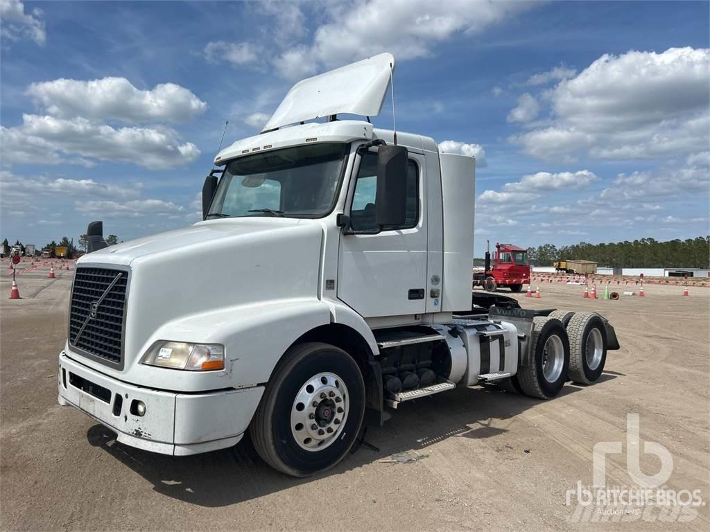 Volvo VNM200 Conventional Trucks / Tractor Trucks