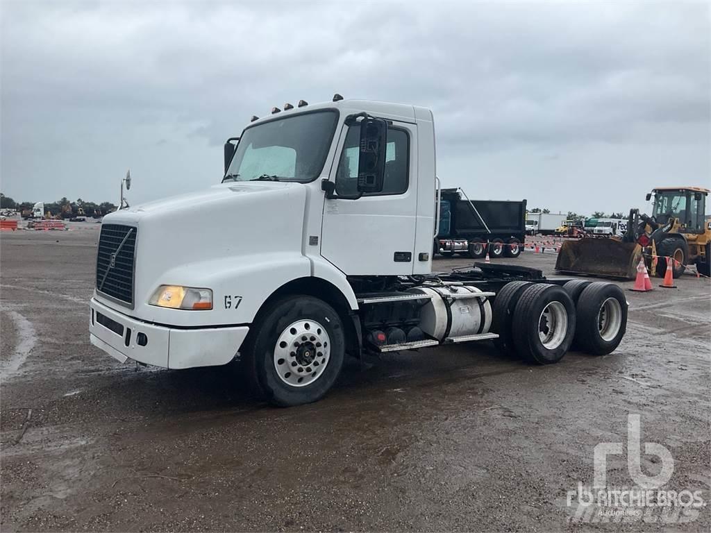 Volvo VNM200 Conventional Trucks / Tractor Trucks