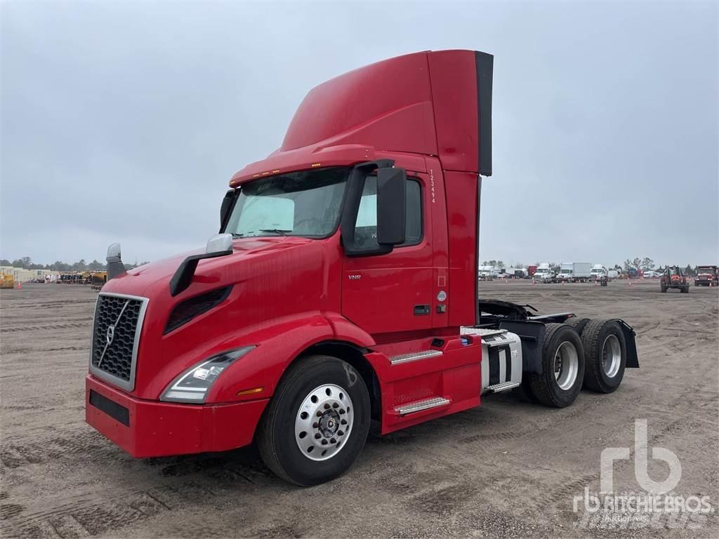 Volvo VNR300 Conventional Trucks / Tractor Trucks