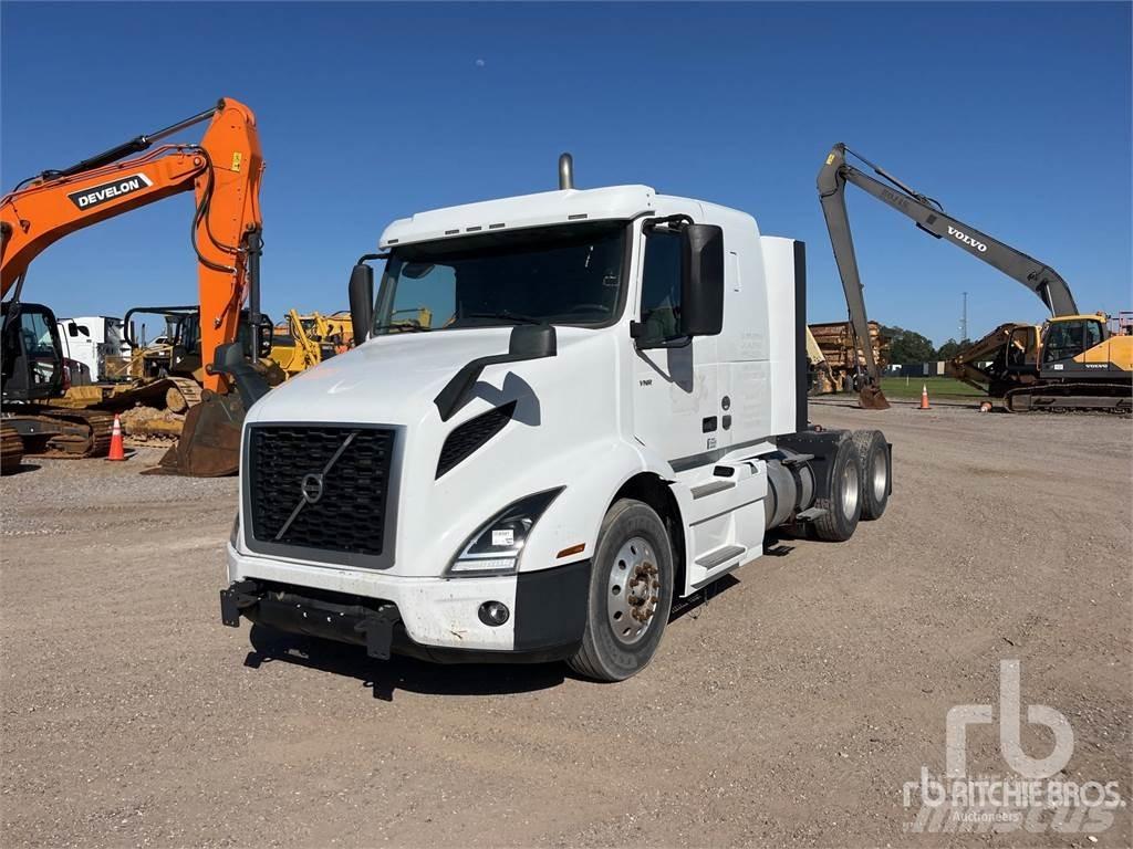 Volvo VNR400 Conventional Trucks / Tractor Trucks