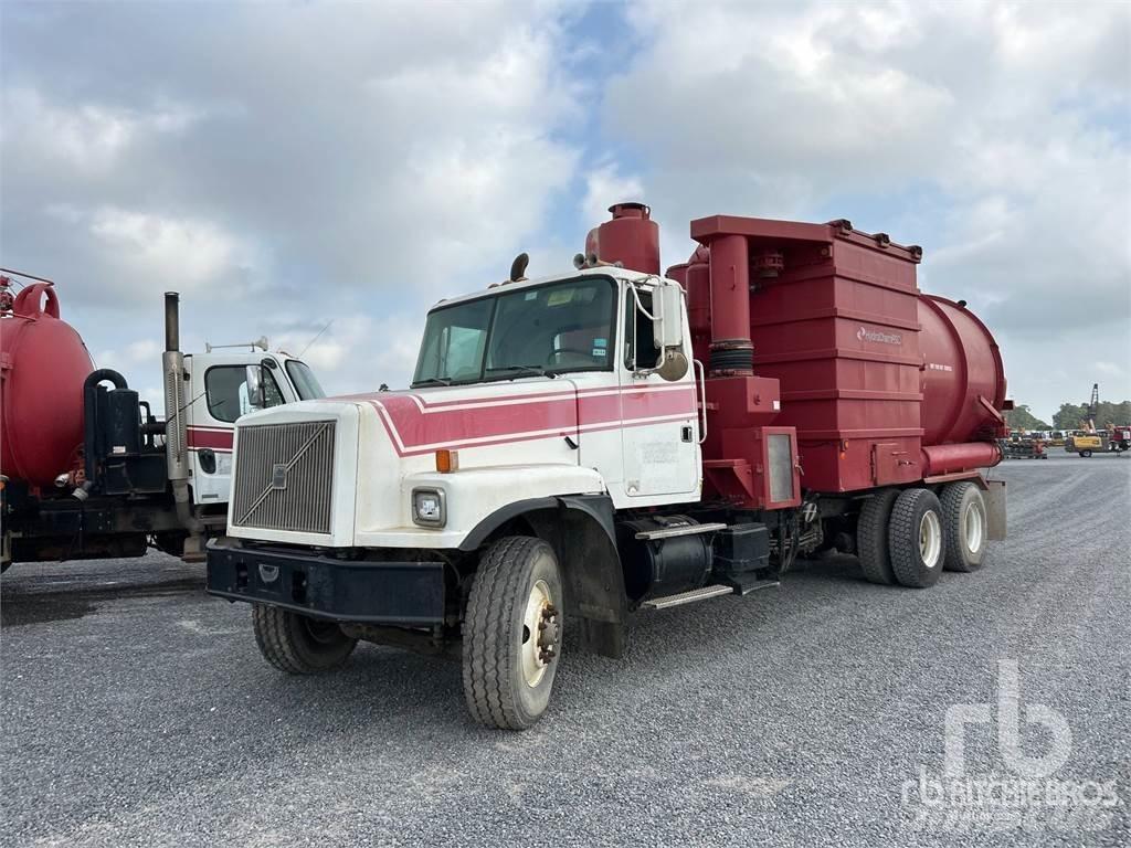 Volvo WG Vacuum Trucks