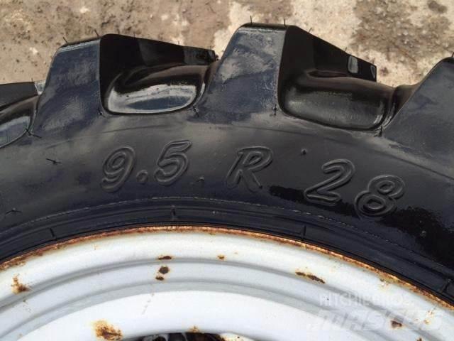 Stocks 9.5R28 Farm Equipment - Others