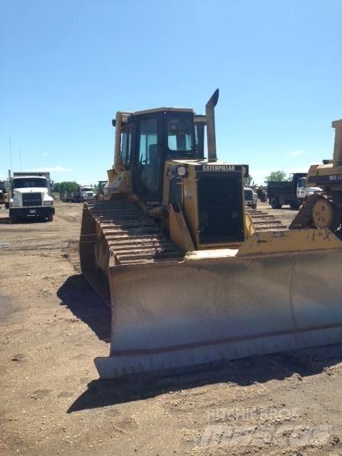 CAT D6H Crawler dozers