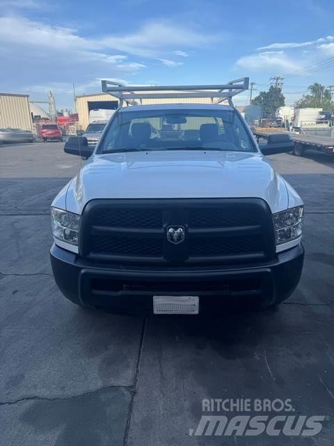 Dodge Ram 2500 Tow Trucks / Wreckers