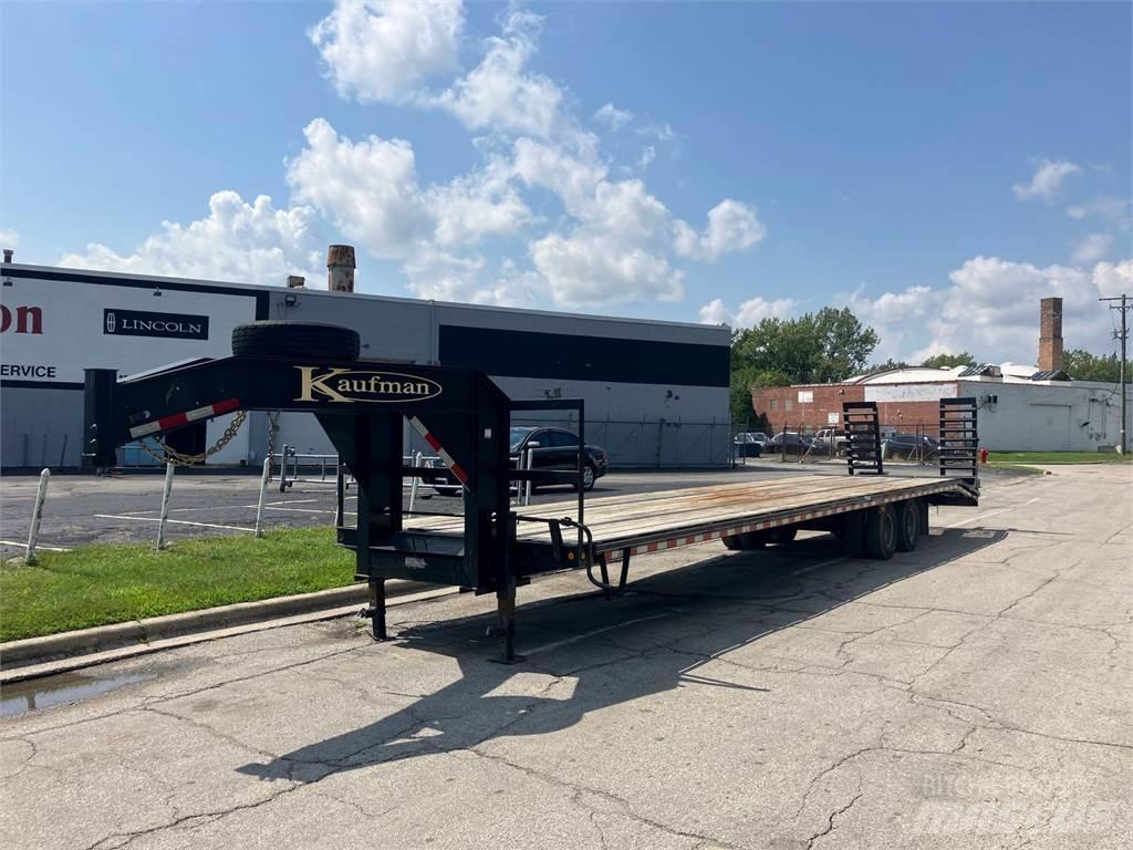 Kaufman  Flatbed Trailers