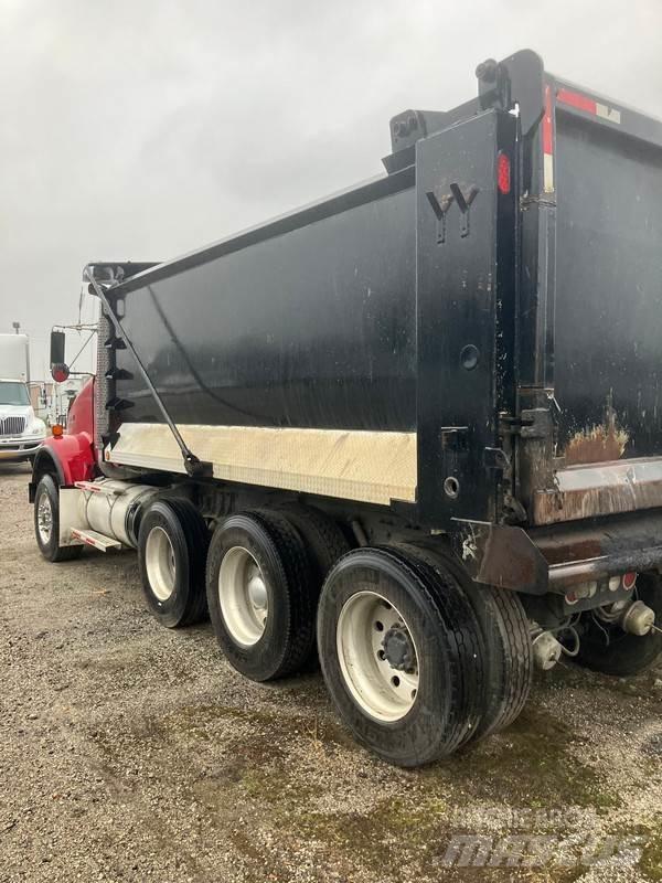 Kenworth T800 Dump Trucks