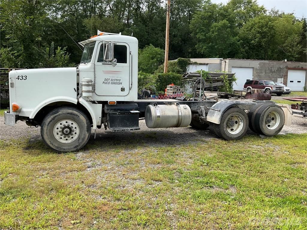 Peterbilt 357 Conventional Trucks / Tractor Trucks