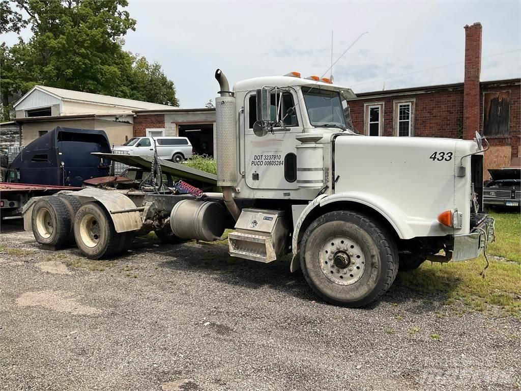 Peterbilt 357 Conventional Trucks / Tractor Trucks