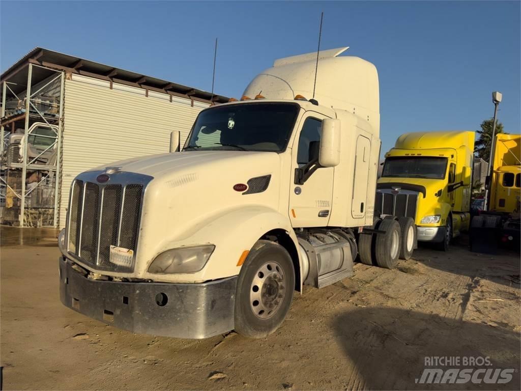 Peterbilt 579 Conventional Trucks / Tractor Trucks