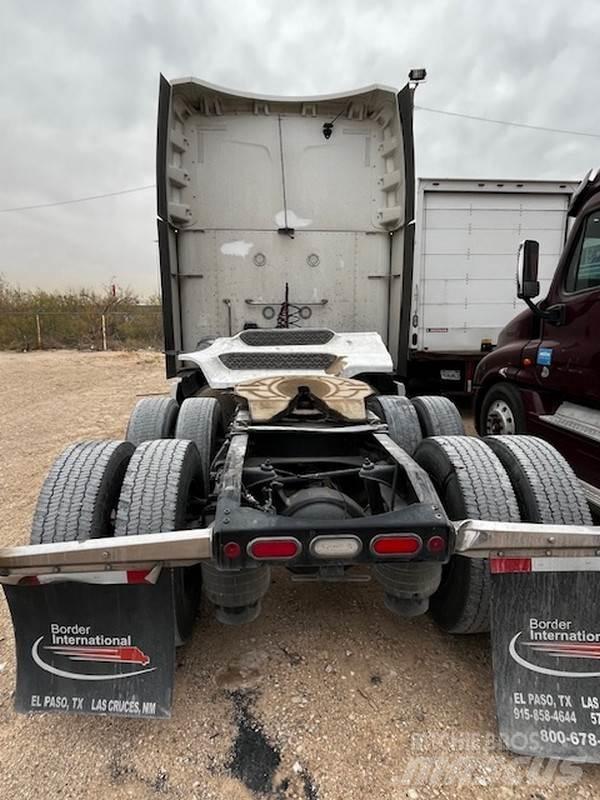 Peterbilt 579 Conventional Trucks / Tractor Trucks
