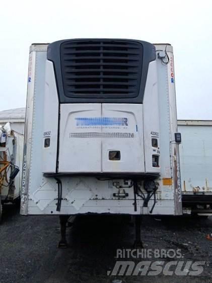 Utility 3000R Vehicle Transport Trailers