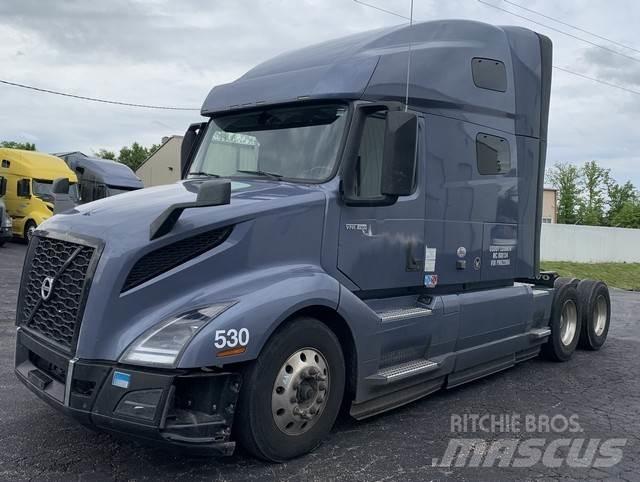Volvo VNL760 Conventional Trucks / Tractor Trucks