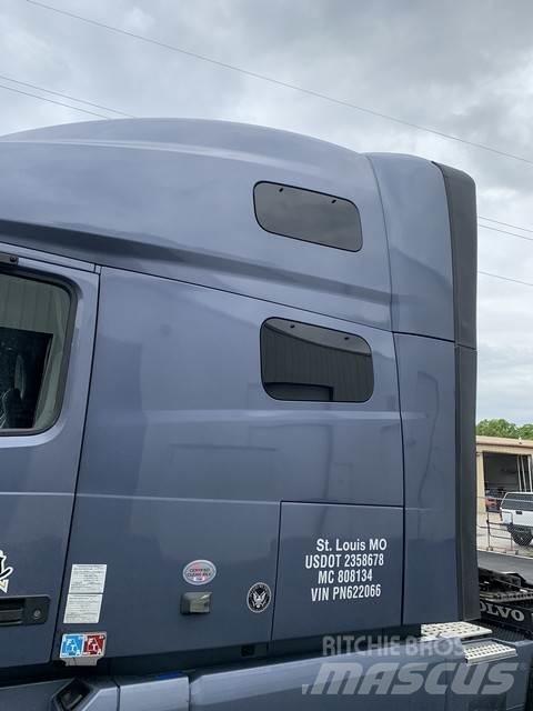 Volvo VNL760 Conventional Trucks / Tractor Trucks