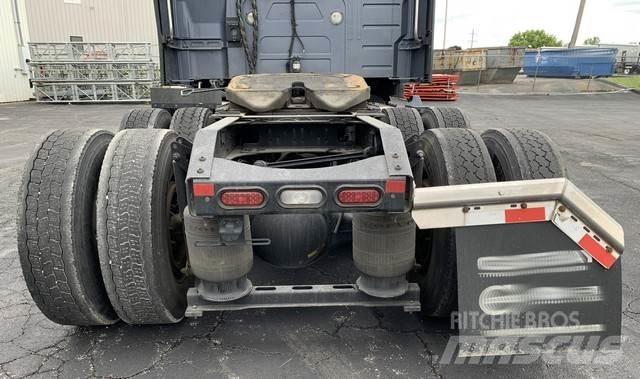 Volvo VNL760 Conventional Trucks / Tractor Trucks