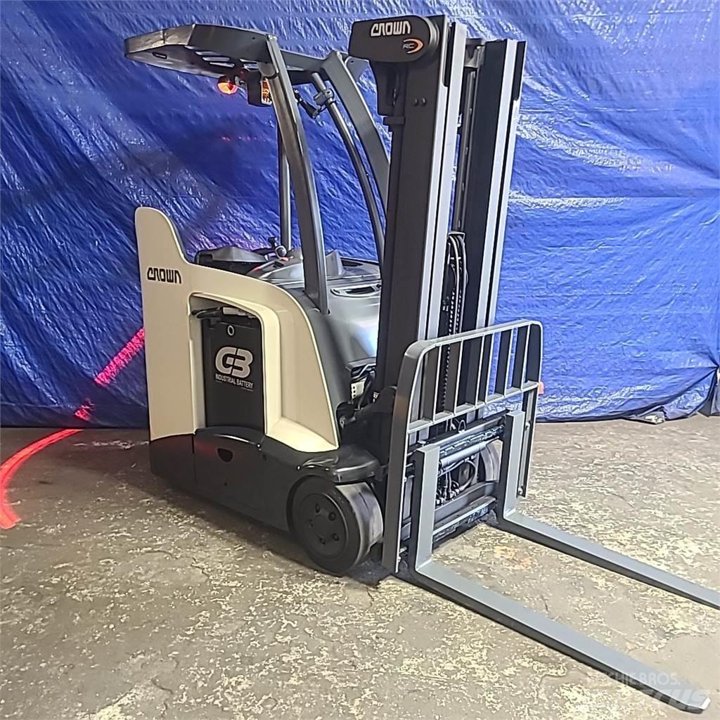 Crown RC5530-30 Electric Forklifts