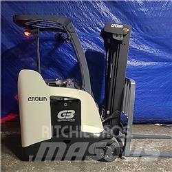 Crown RC5535-30 Electric Forklifts
