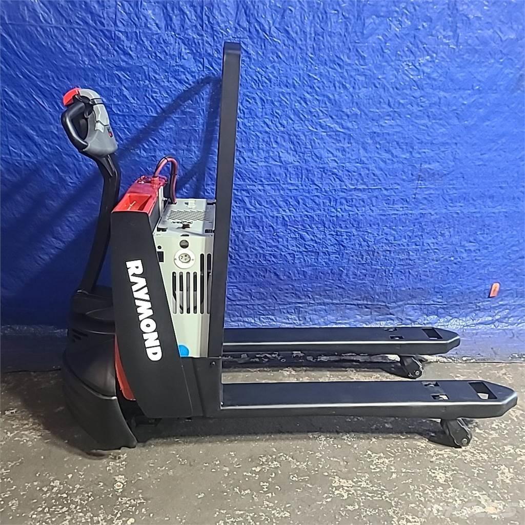 Raymond 102T-F45L Pallet Truck