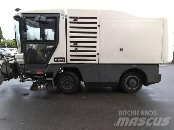 Ravo 530 CD Sweepers