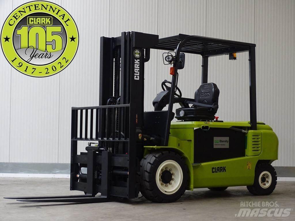 Clark GEX50 Electric Forklifts