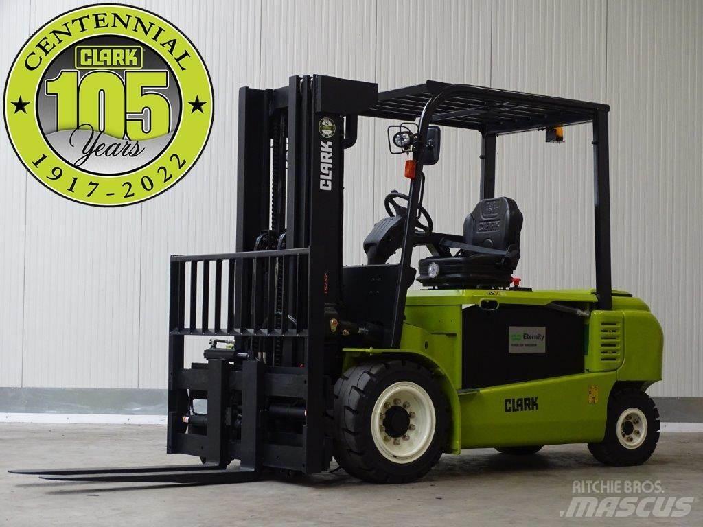 Clark GEX50 Electric Forklifts
