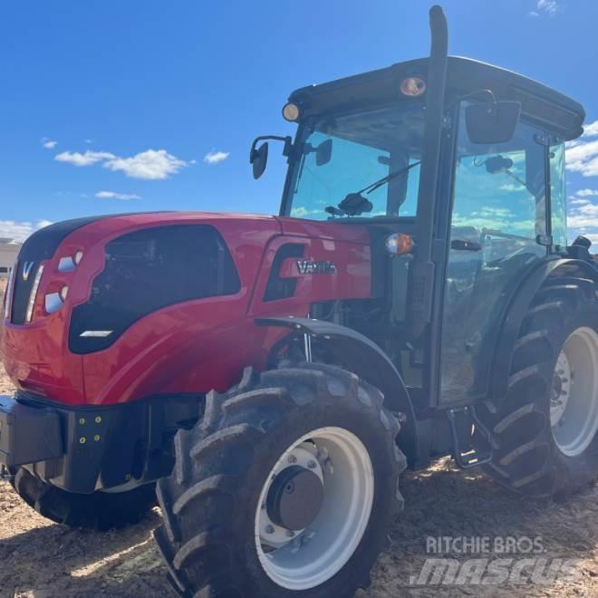 Valtra F105S Tractors