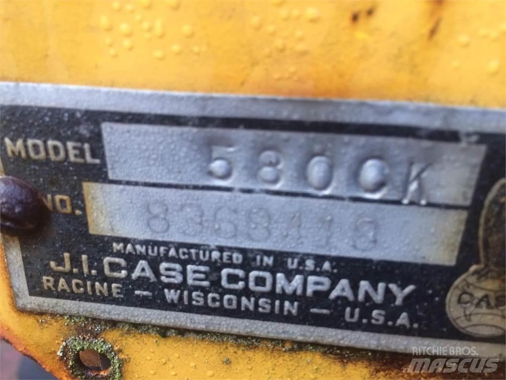 CASE 580BCK Backhoe Loaders
