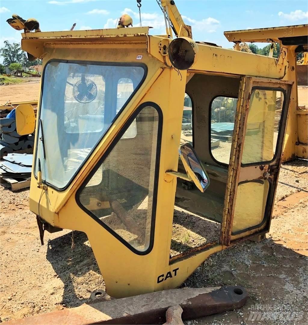 CAT 980C Forestry Cabin