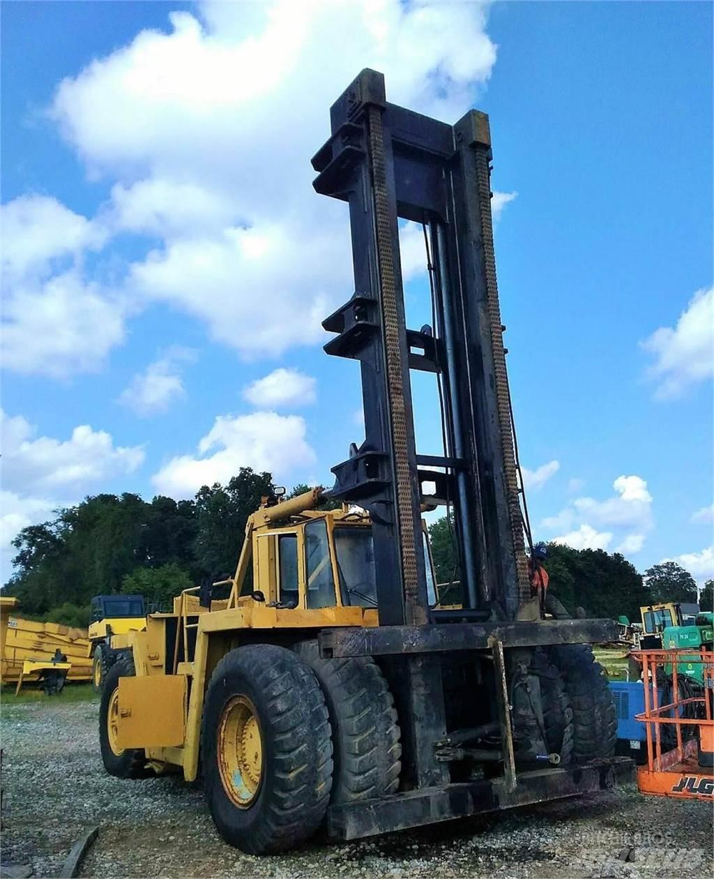 CAT V900 Diesel Forklifts