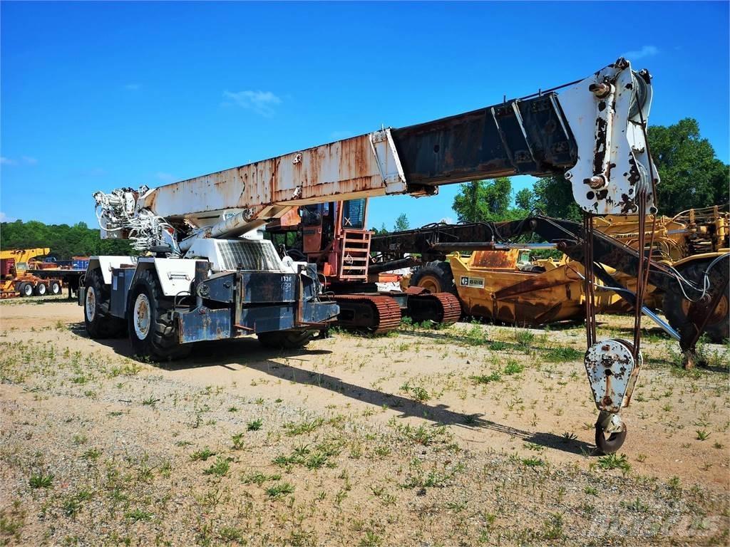 P&H CN40 Rough terrain cranes