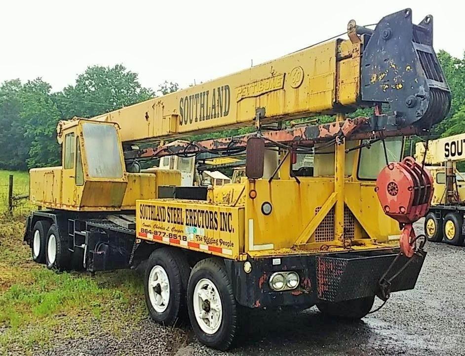 Pettibone 60TK Boom / Crane / Bucket Trucks